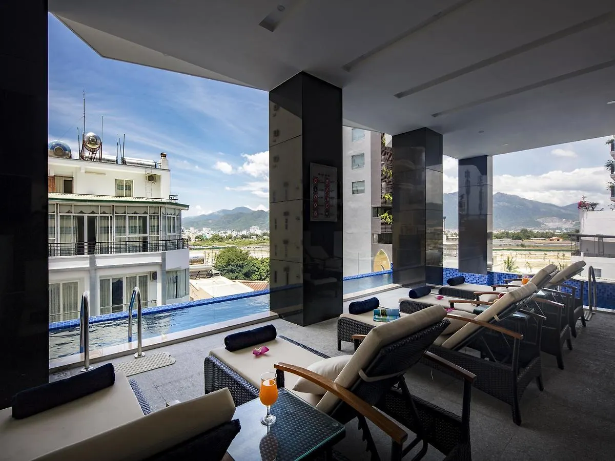 Red Sun Nha Trang Hotel