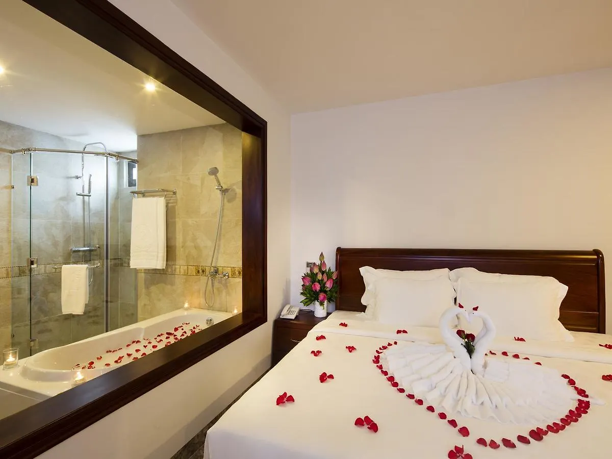 Red Sun Nha Trang Hotel